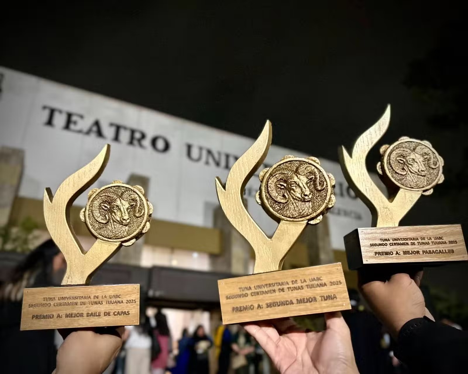 Estudiantina de la UASLP triunfa en Certamen Internacional de Tunas
