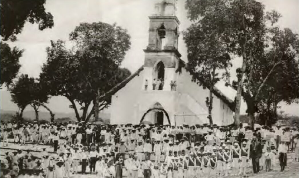 Asiste a la presentación del libro Memoria e Identidad de Huehuetlán